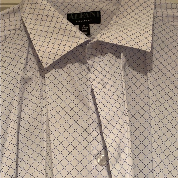 Gently Worn Men’s Dress Shirt - Picture 4 of 4